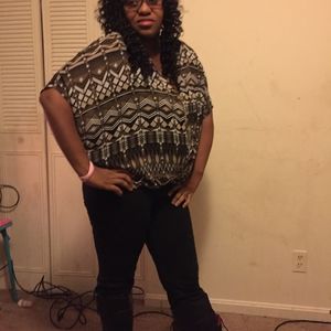 Meet your Posher, Ashley